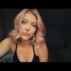 Meet your Posher, Paige